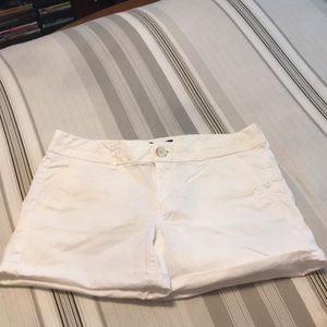 American Eagle White Khaki Shorts
